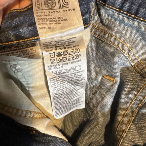 Levis 505 Jeans - Men’s - 34x34‎ - Blue - Regular Fit Straight Leg Medium Wash - Picture 9 of 16